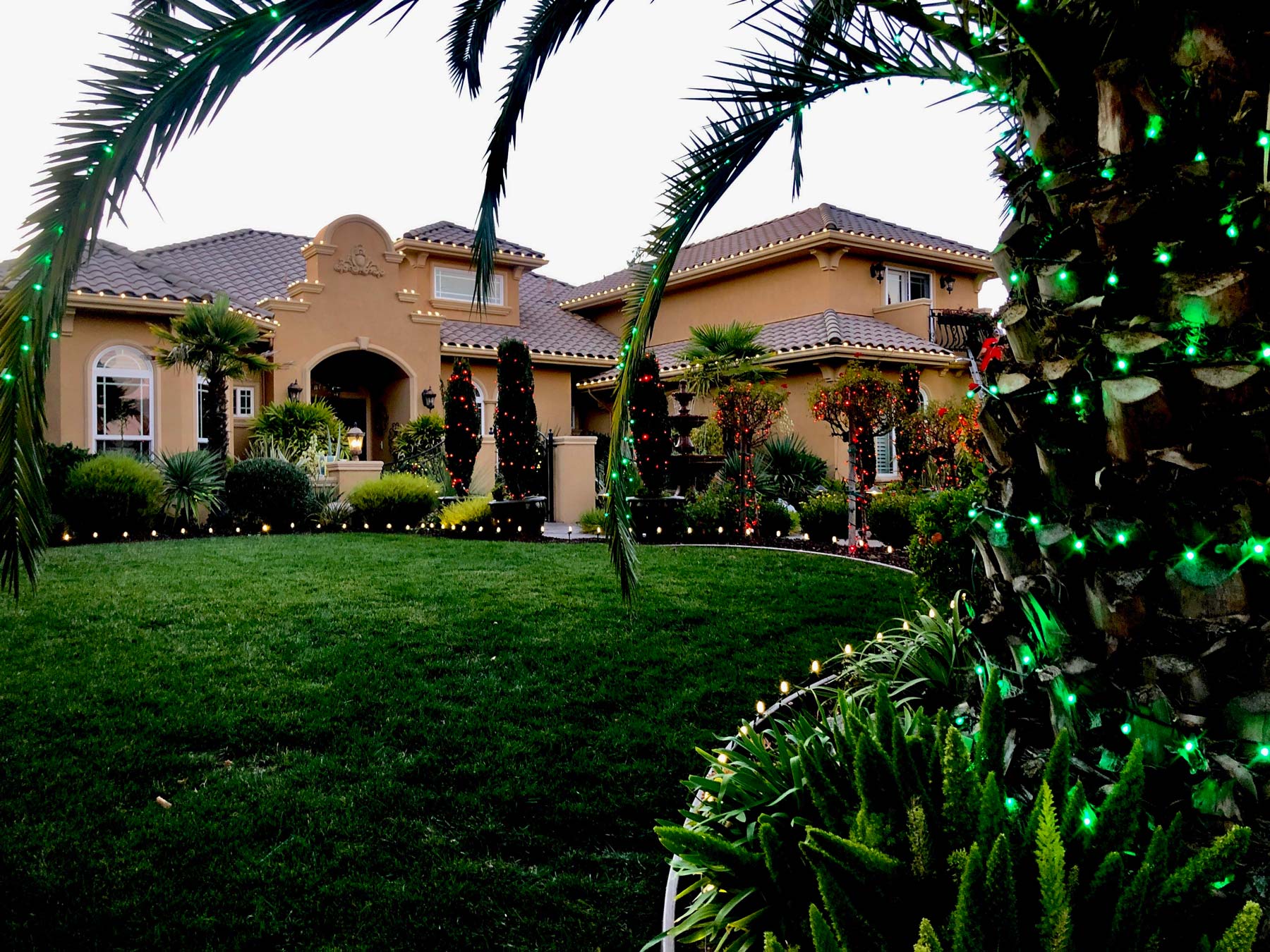 Residential Christmas Light Installation, Sacramento, CA